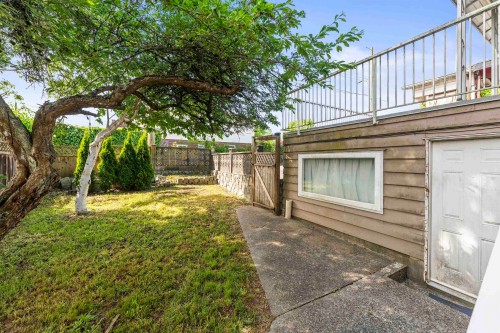 2514 49Th Avenue E, Vancouver, BC 