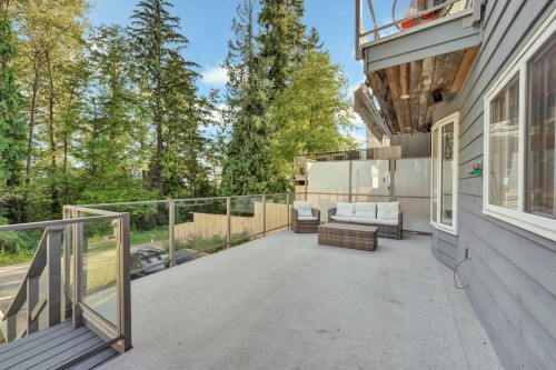 425 Tempe Crescent, North Vancouver, BC - Outdoor With Exterior