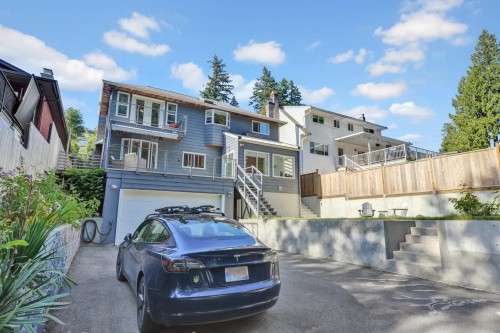 425 Tempe Crescent, North Vancouver, BC - Outdoor