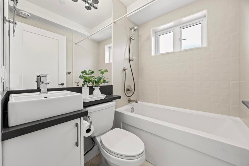 5440 Rhodes Street, Vancouver, BC 