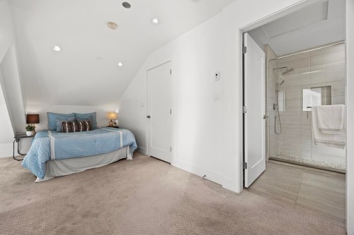 5440 Rhodes Street, Vancouver, BC 