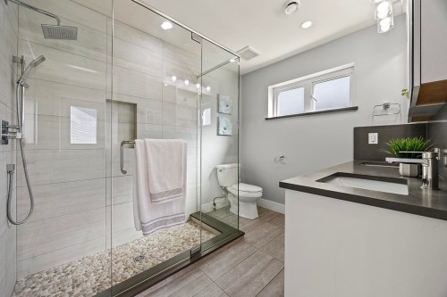 5440 Rhodes Street, Vancouver, BC 