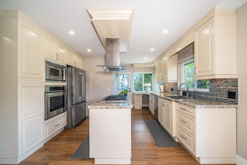 880 Jefferson Avenue, West Vancouver, BC 