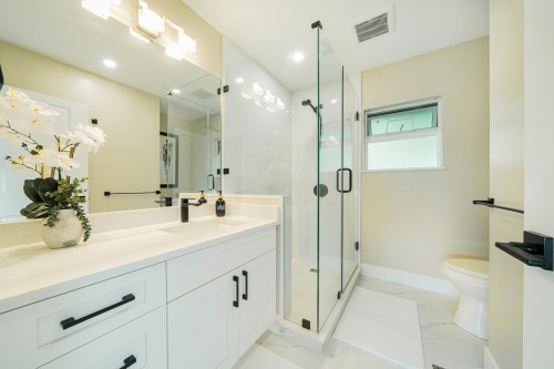 880 Jefferson Avenue, West Vancouver, BC 