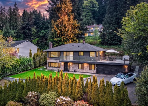 880 Jefferson Avenue, West Vancouver, BC 