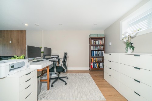 880 Jefferson Avenue, West Vancouver, BC 