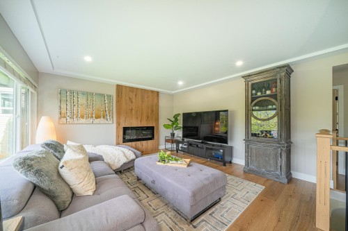 880 Jefferson Avenue, West Vancouver, BC 