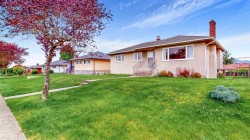 4841 Highlawn Drive Burnaby, BC V5C 3T2