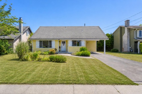 4576 61 Street  Delta, BC V4K 3L2