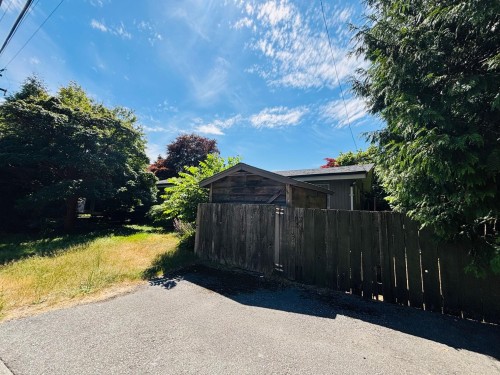 498 Hickey Drive, Coquitlam, BC 