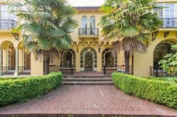 1850 Marine Drive SW Vancouver, BC V6P 6B2
