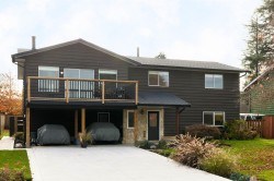 20898 125 Avenue Maple Ridge, BC V4R 2M7
