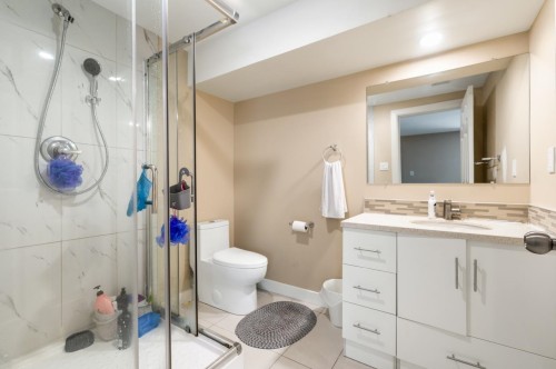 7375 Laburnum Street, Vancouver, BC 