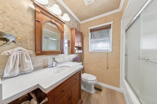4713 46 Avenue, Delta, BC 