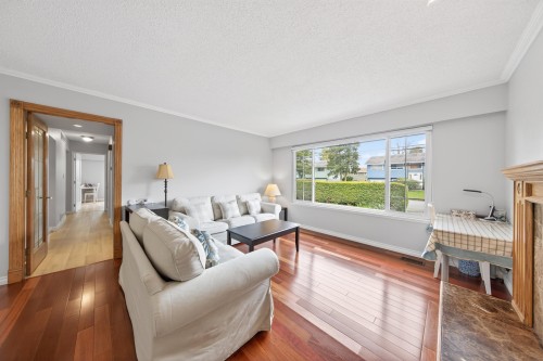 4713 46 Avenue, Delta, BC 