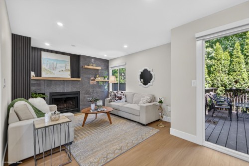 8557 Woodridge Place  Burnaby, BC V5A 4B3