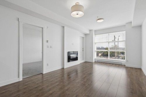 205-827 Roderick Avenue  Coquitlam, BC V3K 0E3