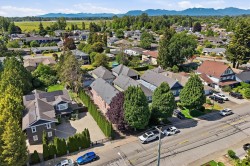 A-5013 Central Avenue Delta, BC V4K 2G5