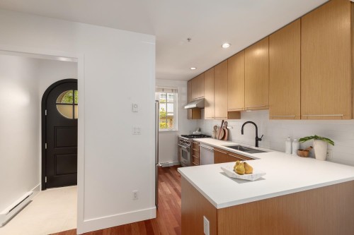 2943 Laurel Street, Vancouver, BC 