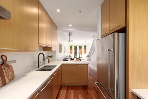 2943 Laurel Street, Vancouver, BC 