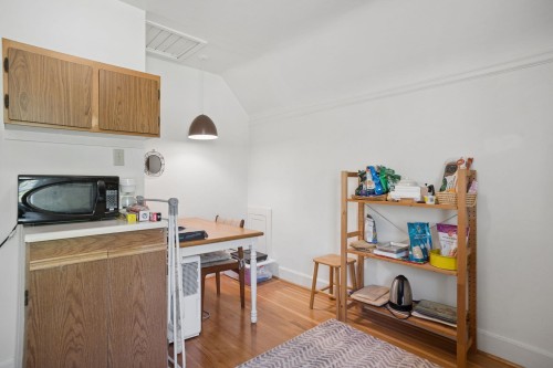 1844 Acadia Road, Vancouver, BC 