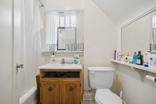 1844 Acadia Road, Vancouver, BC 