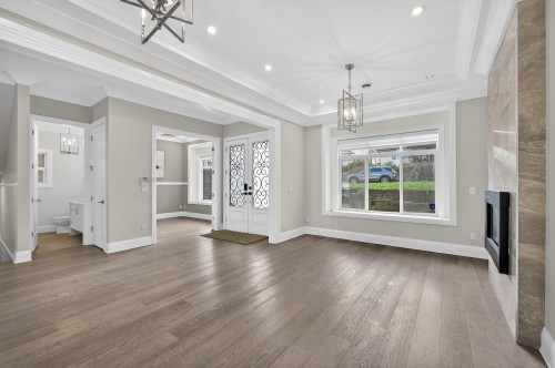 824 Chestnut Street, New Westminster, BC - Indoor