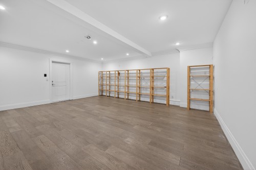 824 Chestnut Street, New Westminster, BC - Indoor Photo Showing Other Room