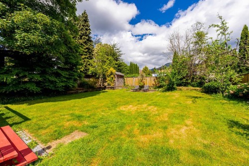 264 Queens Road W, North Vancouver, BC - Outdoor