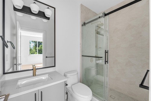 4-6176 Elgin Avenue, Burnaby, BC 