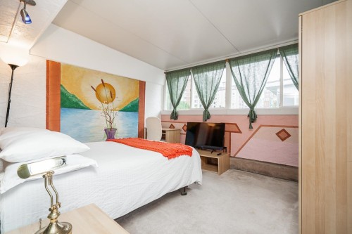 Ph5-936 Bute Street, Vancouver, BC 