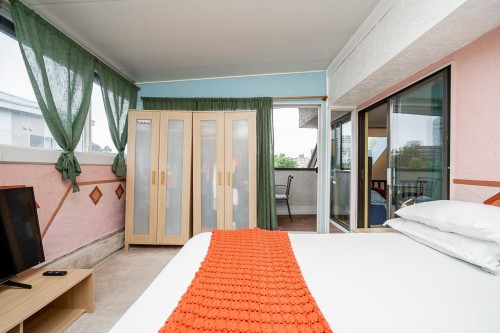 Ph5-936 Bute Street, Vancouver, BC 