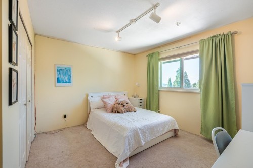 382 Balfour Drive, Coquitlam, BC 