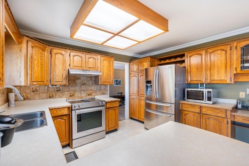 382 Balfour Drive, Coquitlam, BC 