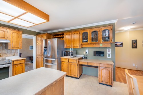 382 Balfour Drive, Coquitlam, BC 