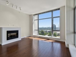 1006-280 Ross Drive New Westminster, BC V3L 0C2