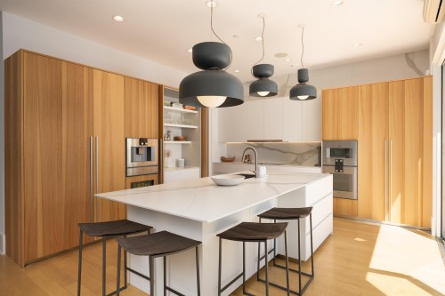 4256 14Th Avenue W, Vancouver, BC 