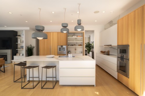 4256 14Th Avenue W, Vancouver, BC 