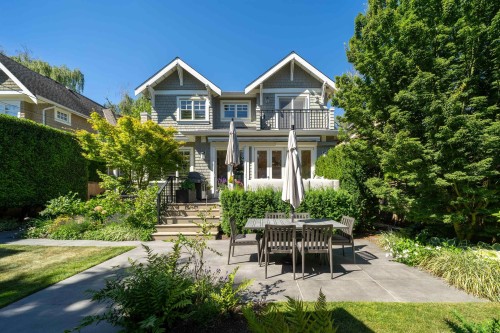 4256 14Th Avenue W, Vancouver, BC 