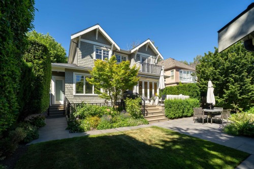 4256 14Th Avenue W, Vancouver, BC 