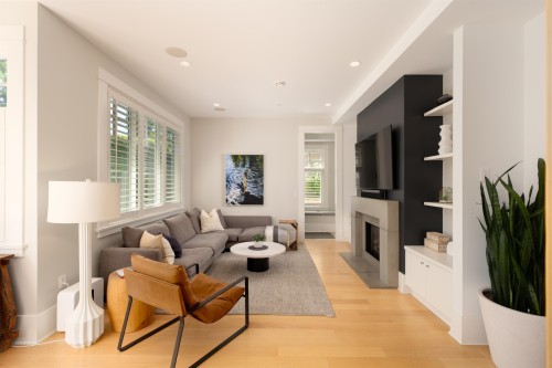 4256 14Th Avenue W, Vancouver, BC 