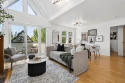 PH2-1915 Georgia Street E Vancouver, BC V5L 2B7