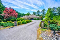 12753 261 Street Maple Ridge, BC V2W 1C3
