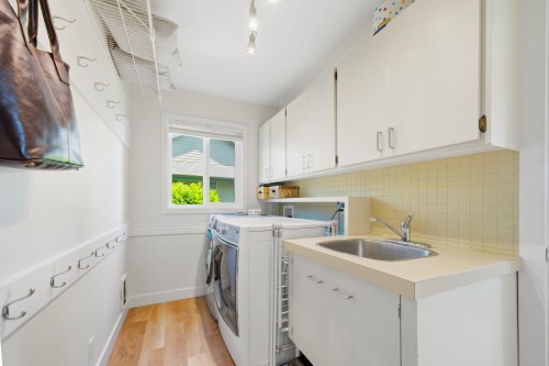 4015 Cummins Place, North Vancouver, BC 