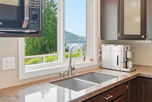 4015 Cummins Place, North Vancouver, BC 