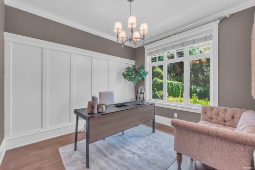 2213 Jefferson Avenue, West Vancouver, BC 