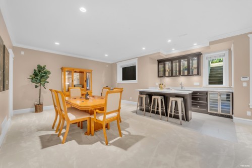 2213 Jefferson Avenue, West Vancouver, BC 