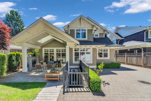 2213 Jefferson Avenue, West Vancouver, BC 