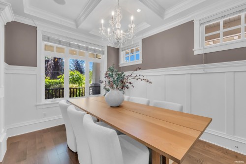 2213 Jefferson Avenue, West Vancouver, BC 