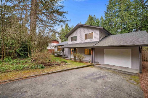 2572 The Boulevard, Squamish, BC 